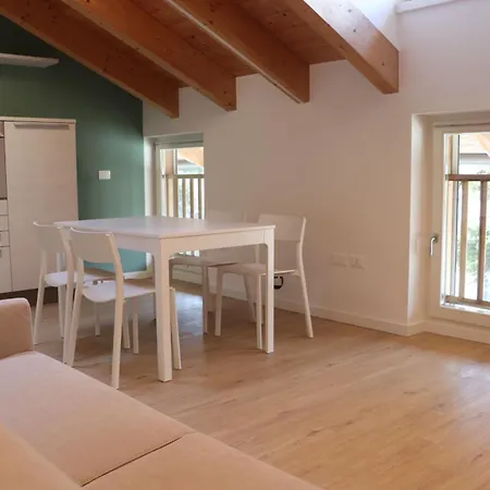 Apartment Casa Dusinei Blue & Cles